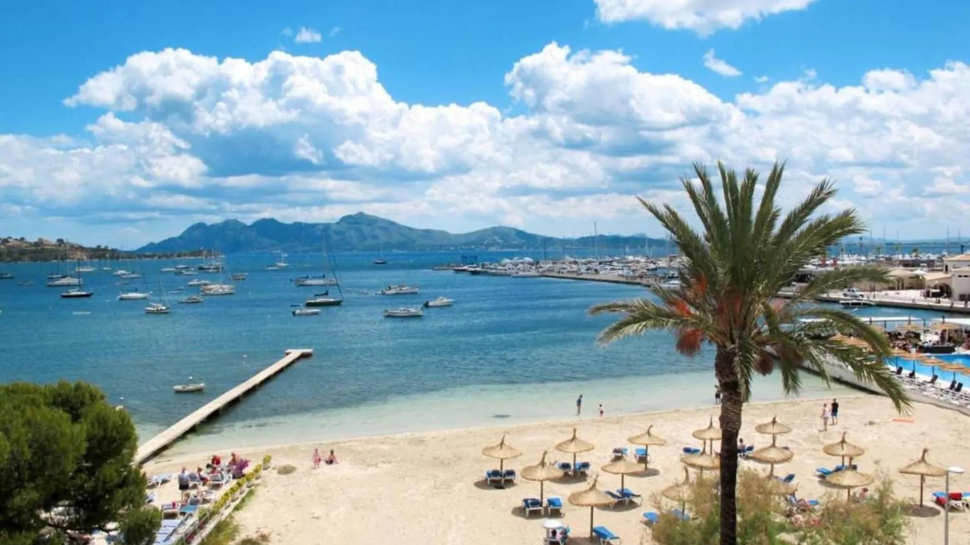 Apartment With Terrace In Majorca Alcudia  Hiszpania
